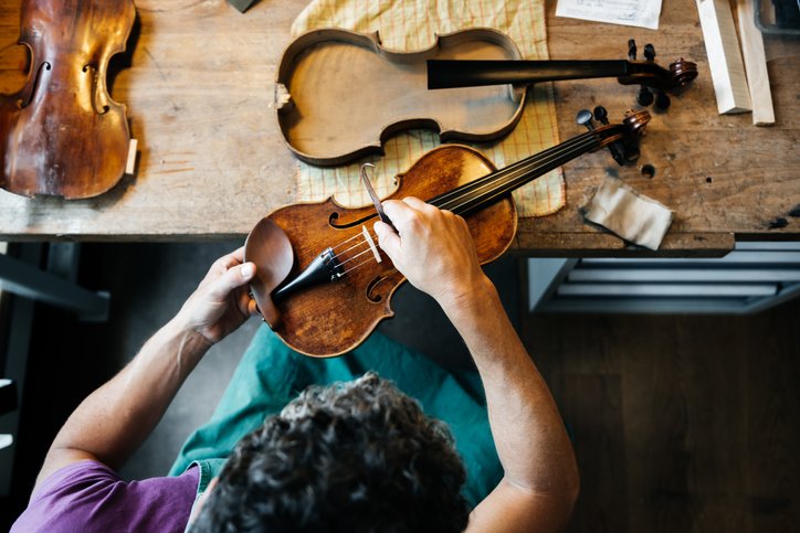 O que faz um luthier e qual a sua importância para os dias atuais?